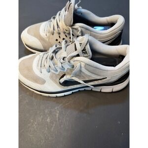 Nike Flex 2015 Run Gray Black Running  Sneakers 744855-003 Mens 6Y Womens 7.5